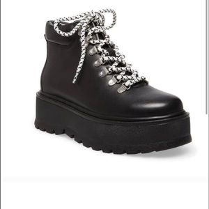 Steve Madden  black leather boots